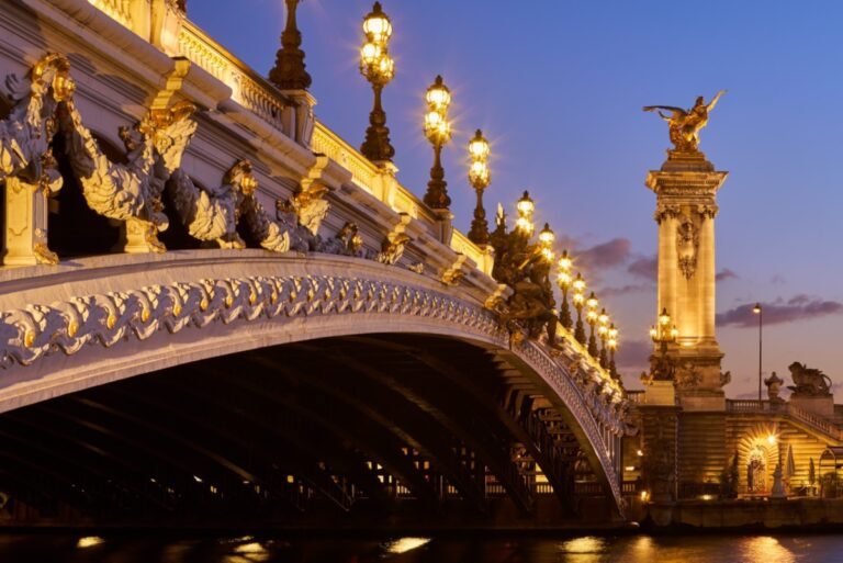 Le pont Alexandre III illuminé